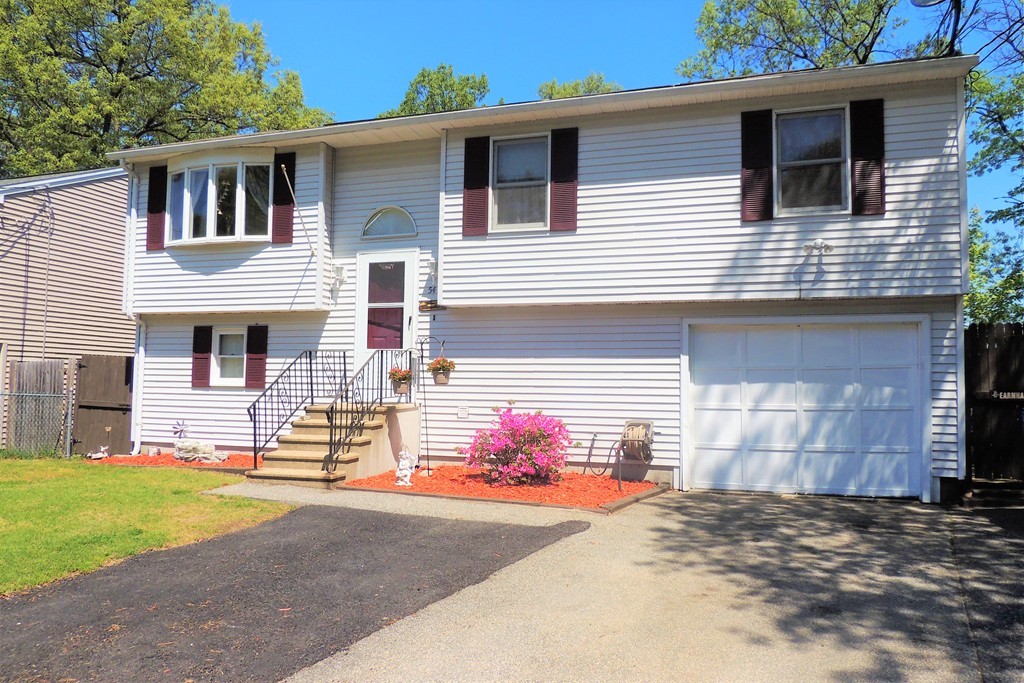 54 Wing Street Springfield, MA 01151 - Photo 1 of 25 Gallery Image 1