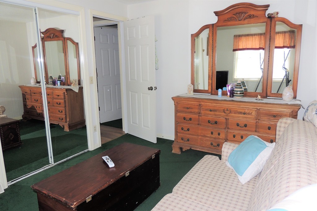 54 Wing Street Springfield, MA 01151 - Photo 10 of 25 Gallery Image 10