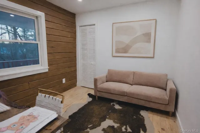 $649,999 | 281 Falls Road, Hudson, NY 12534