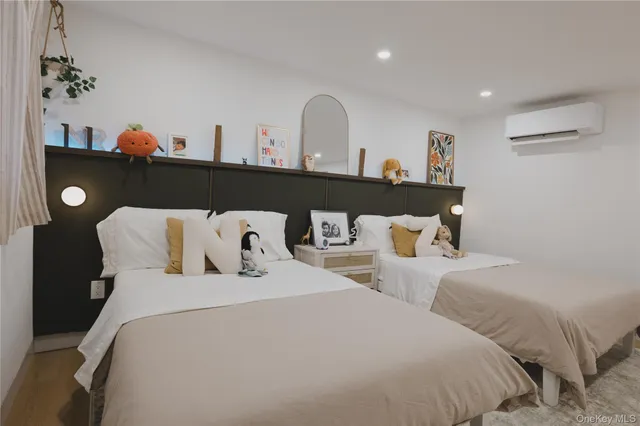 $649,999 | 281 Falls Road, Hudson, NY 12534