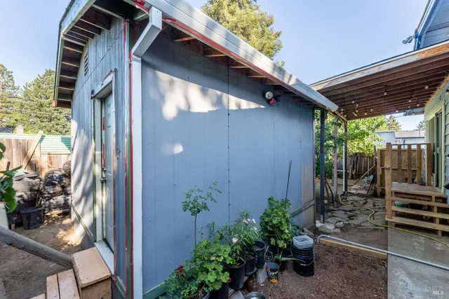 $474,500 | 1367 Yokayo Drive, Ukiah, CA 95482