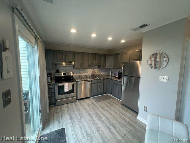 1246 Marseille Court Rochester Hills, MI 48307 - Photo 6 of 30