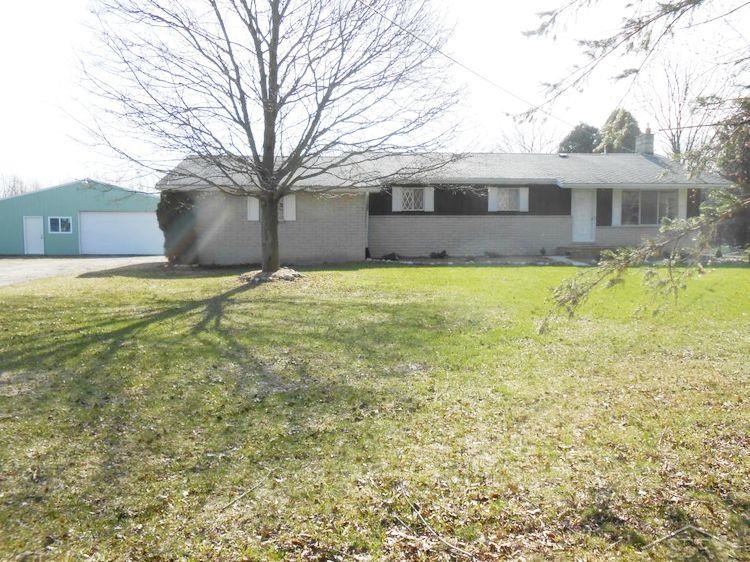 1415 South Nine Mile Road Kawkawlin, MI 48631 - Photo 1 of 11 31206268.JPG