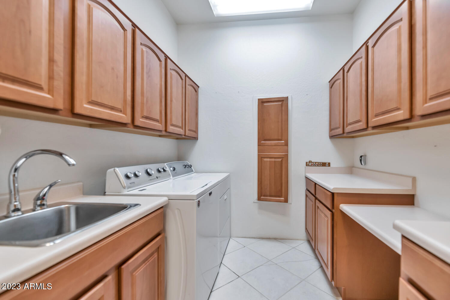 38870 North Rising Sun Road Carefree, AZ 85377 - Photo 23 of 29 Full Size Laundry Room