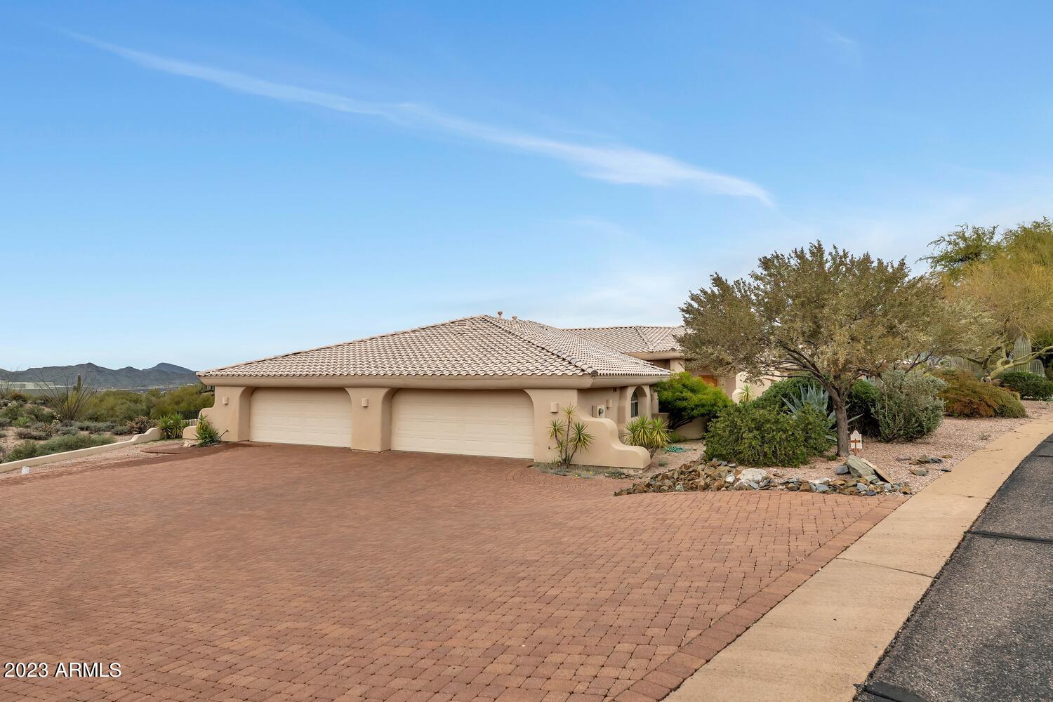 38870 North Rising Sun Road Carefree, AZ 85377 - Photo 6 of 29 Oversized 4 Car Garage.