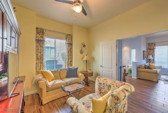 $299,900 | 2305 West Horizon Ridge Parkway, Unit 2413, Henderson, NV 89052