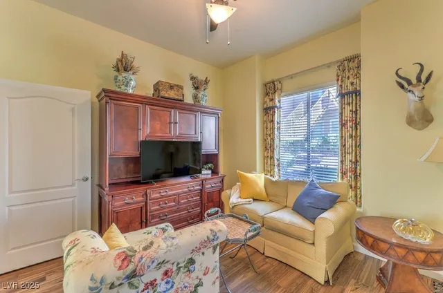 $299,900 | 2305 West Horizon Ridge Parkway, Unit 2413, Henderson, NV 89052