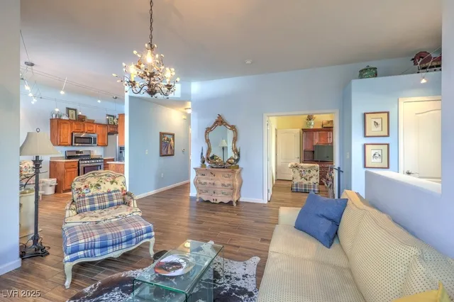 $299,900 | 2305 West Horizon Ridge Parkway, Unit 2413, Henderson, NV 89052