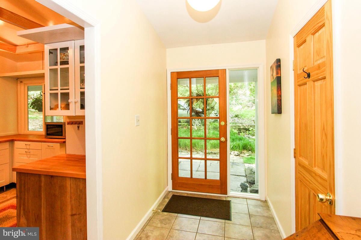 2501 Fauquier Lane Reston, VA 20191 - Photo 2 of 30 Interior (General)
