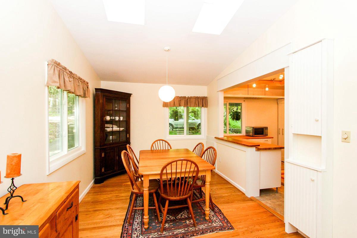 2501 Fauquier Lane Reston, VA 20191 - Photo 8 of 30 Dining Room