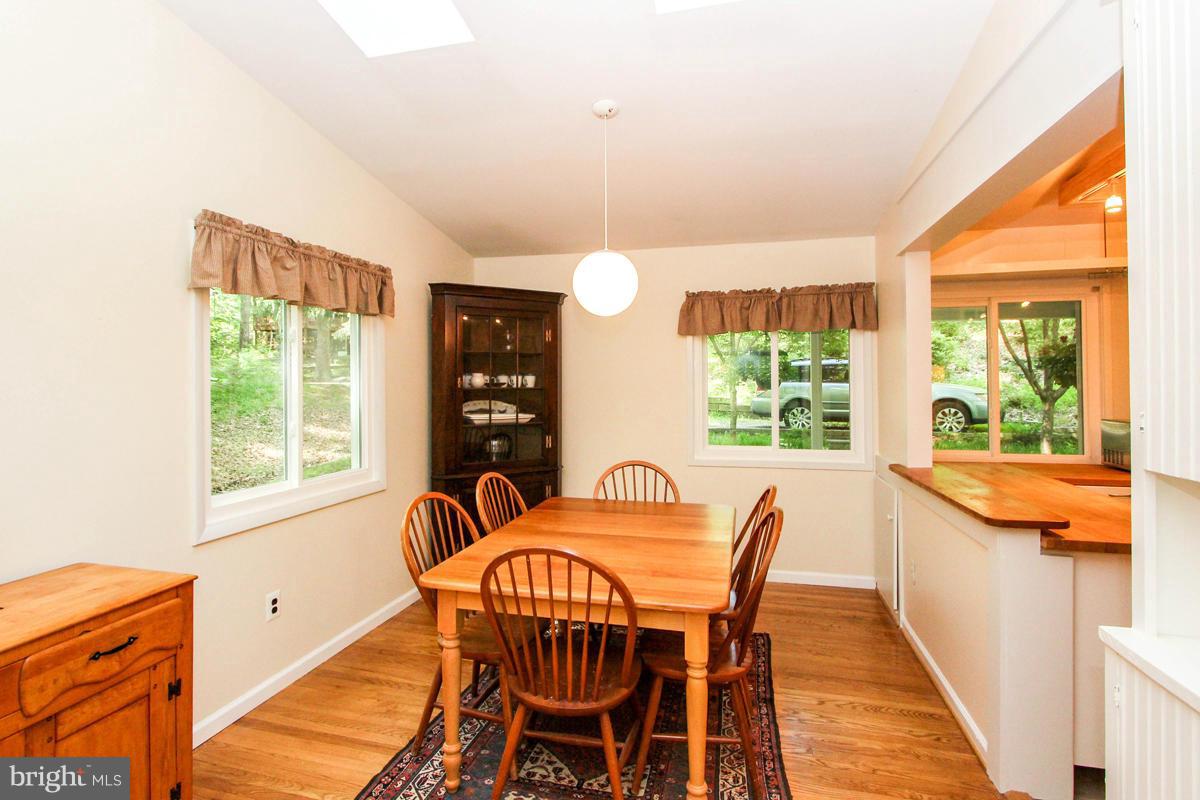 2501 Fauquier Lane Reston, VA 20191 - Photo 9 of 30 Dining Room