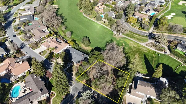 $998,000 | 6824 Leyland Park Drive, San Jose, CA 95120