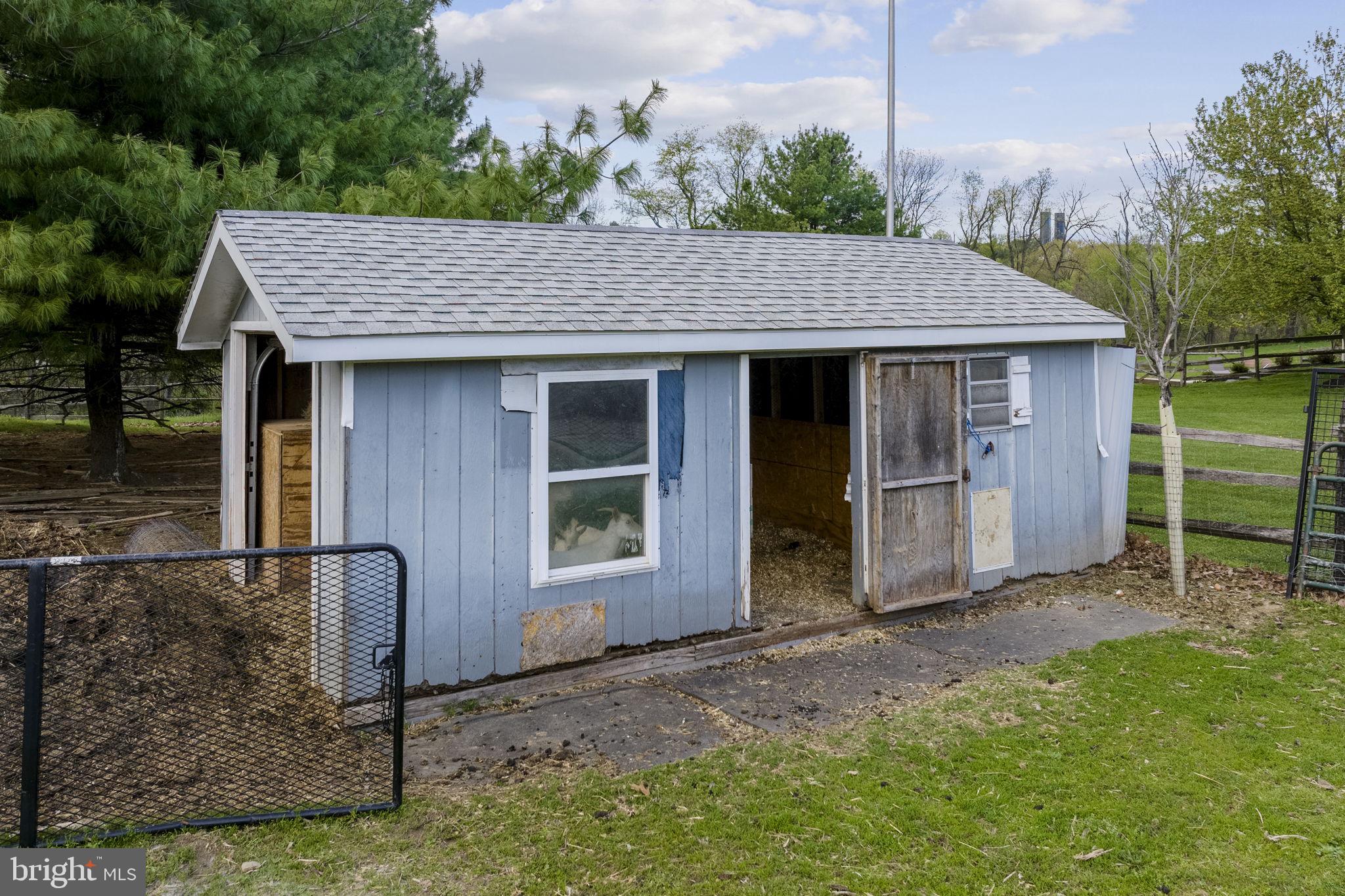 837 Ballstown Road Lititz, PA 17543 - Photo 46 of 134