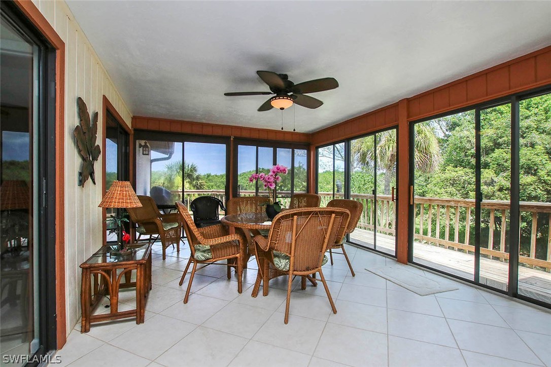 813 Rabbit Road Sanibel, FL 33957 - Photo 2 of 24 Gallery Image 2