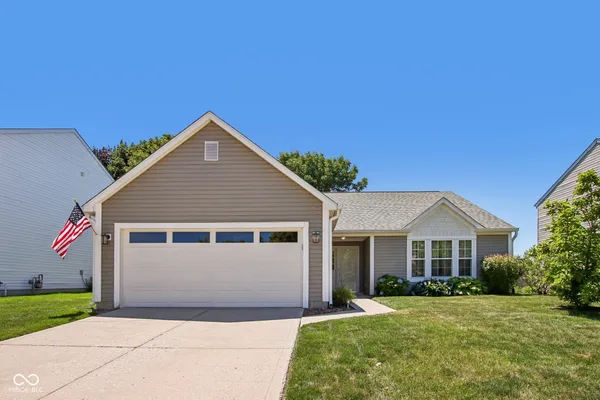 $379,900 | 17825 Grassy Knoll Drive, Westfield, IN 46074