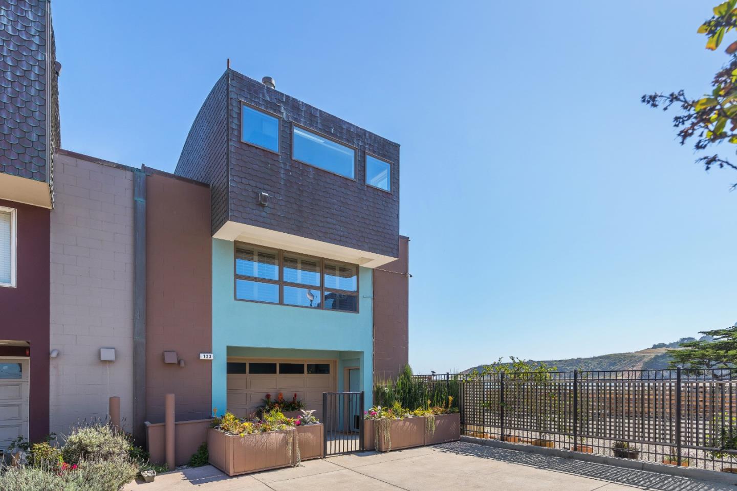 123 Ocean Boulevard Half Moon Bay, CA 94019 - Photo 23 of 30 a building view with a outdoor space