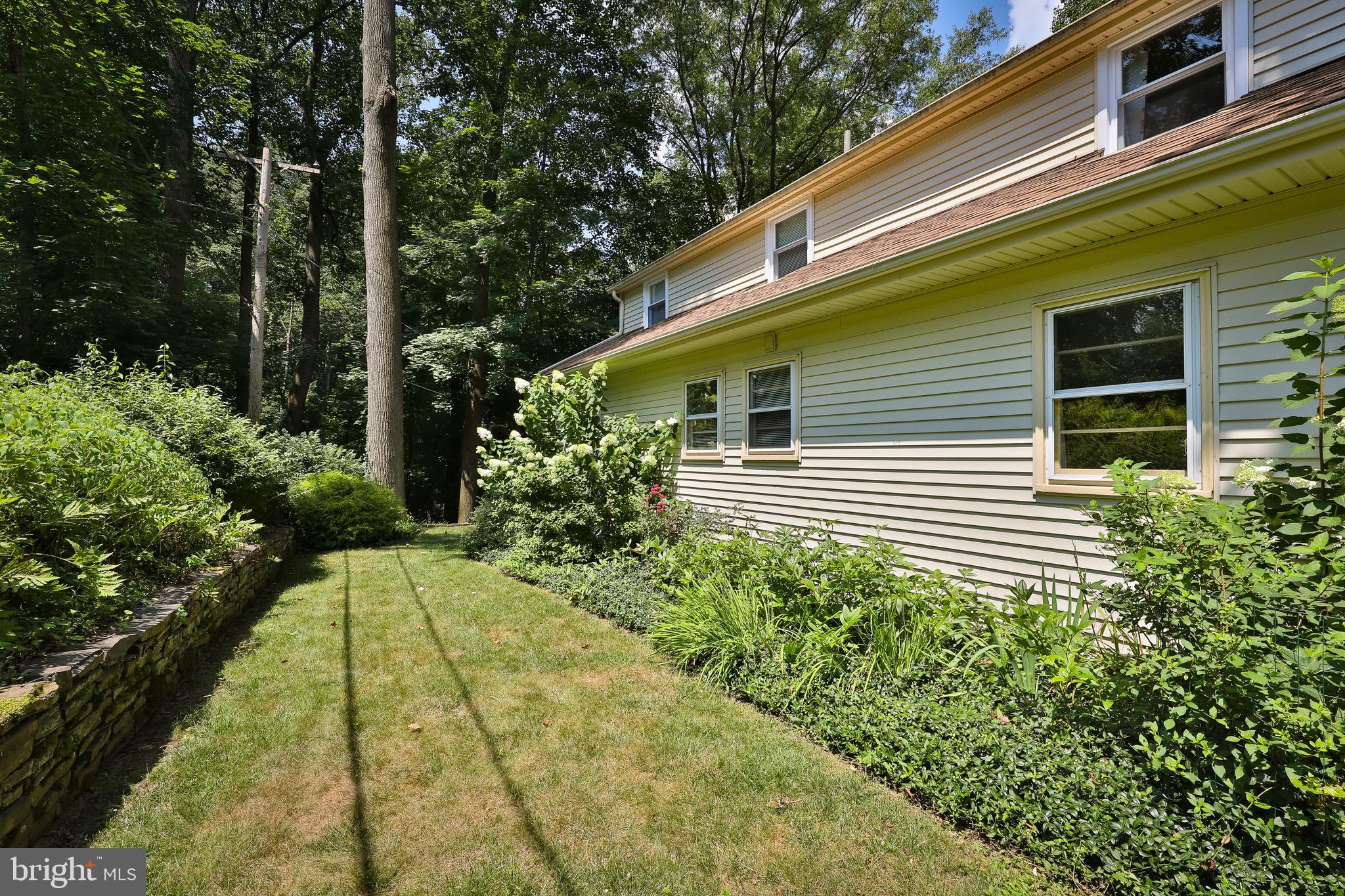 766 Moredon Road Jenkintown, PA 19046 - Photo 37 of 47 Yard
