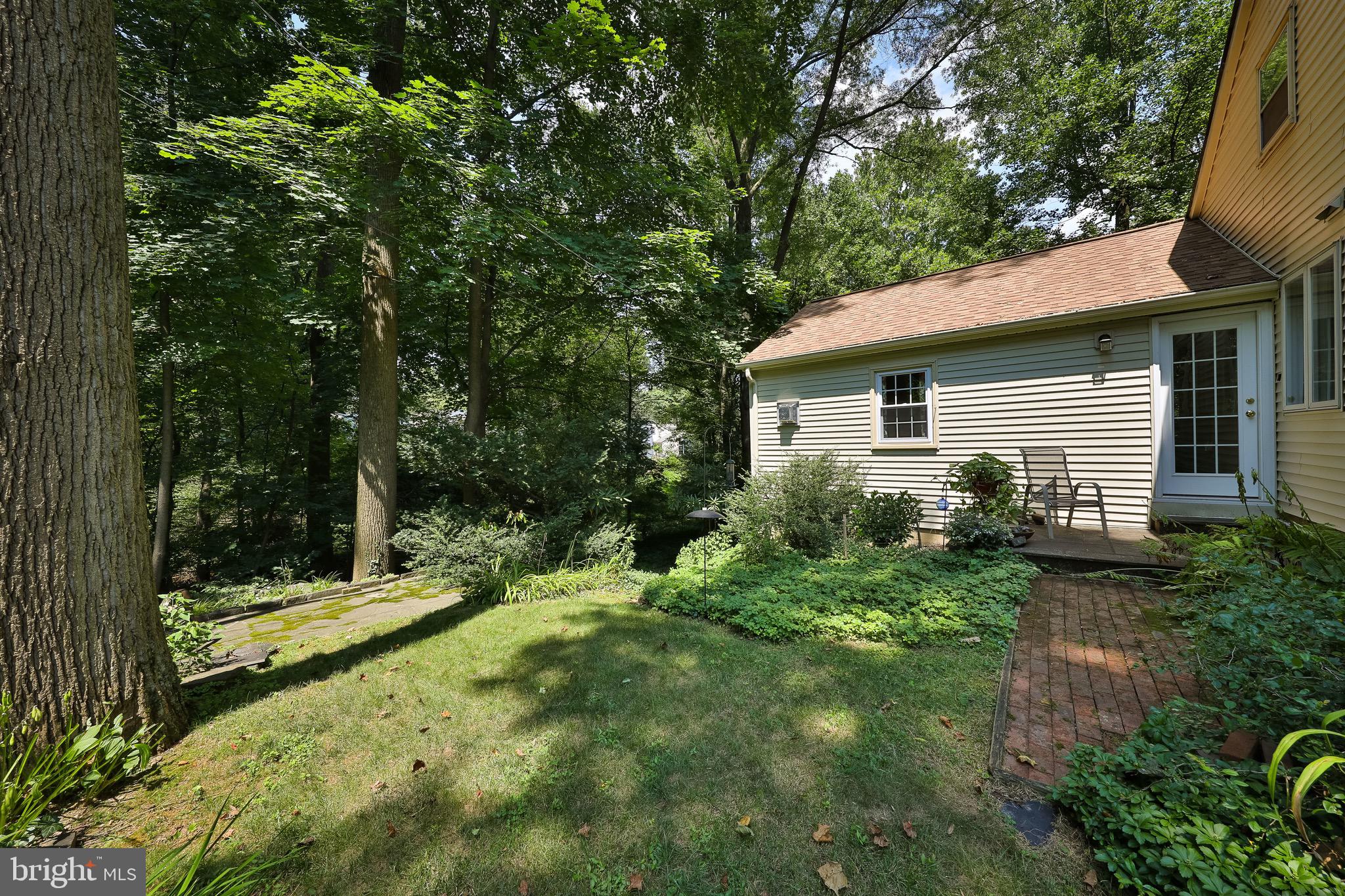 766 Moredon Road Jenkintown, PA 19046 - Photo 41 of 47 Patio/Yard