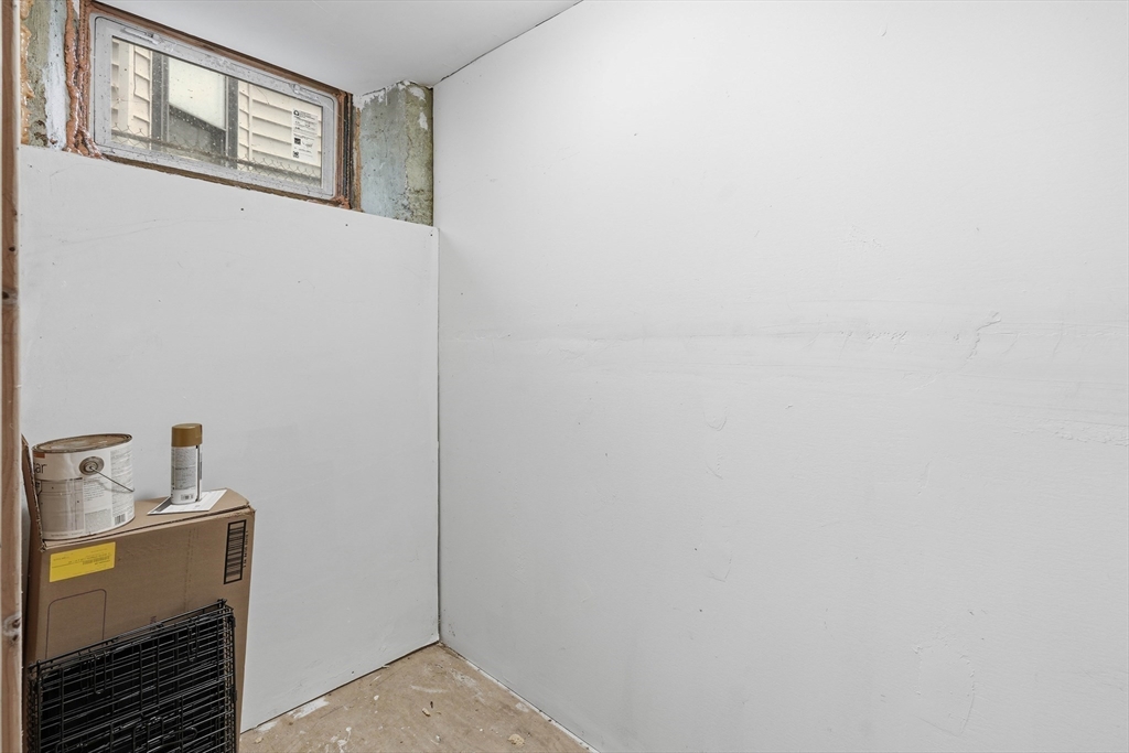 20 Ripley Road, Unit 3 Boston, MA 02121 - Photo 21 of 27 a view of a hallway