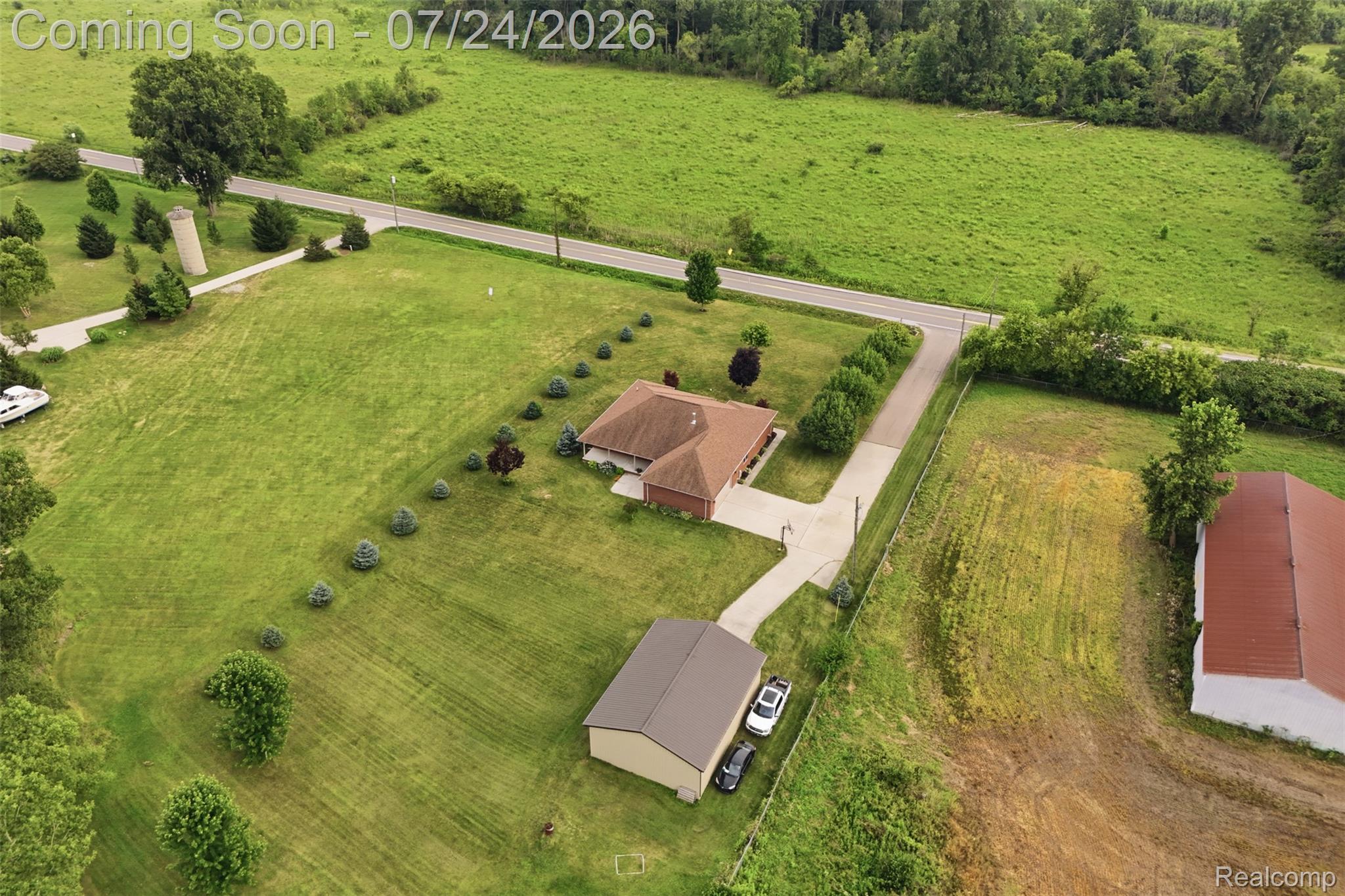 21201 29 Mile Road Ray, MI 48096 - Photo 48 of 51 56_21201 29 mile rd-56.jpg