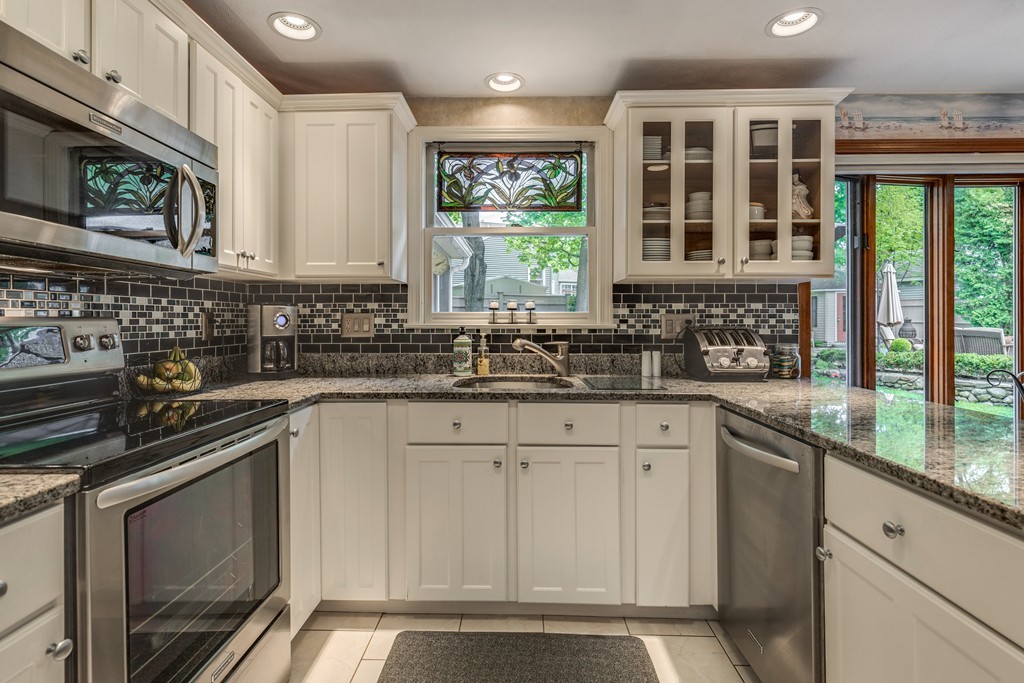 170 Clark Road Lowell, MA 01852 - Photo 8 of 27 Gallery Image 8
