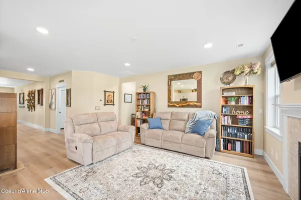 $569,900 | 13506 North Apex Way, Hayden, ID 83835