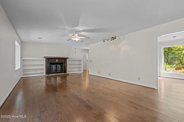 $399,000 | 11 Sunset Drive, Whispering Pines, NC 28327