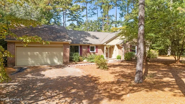 $399,000 | 11 Sunset Drive, Whispering Pines, NC 28327