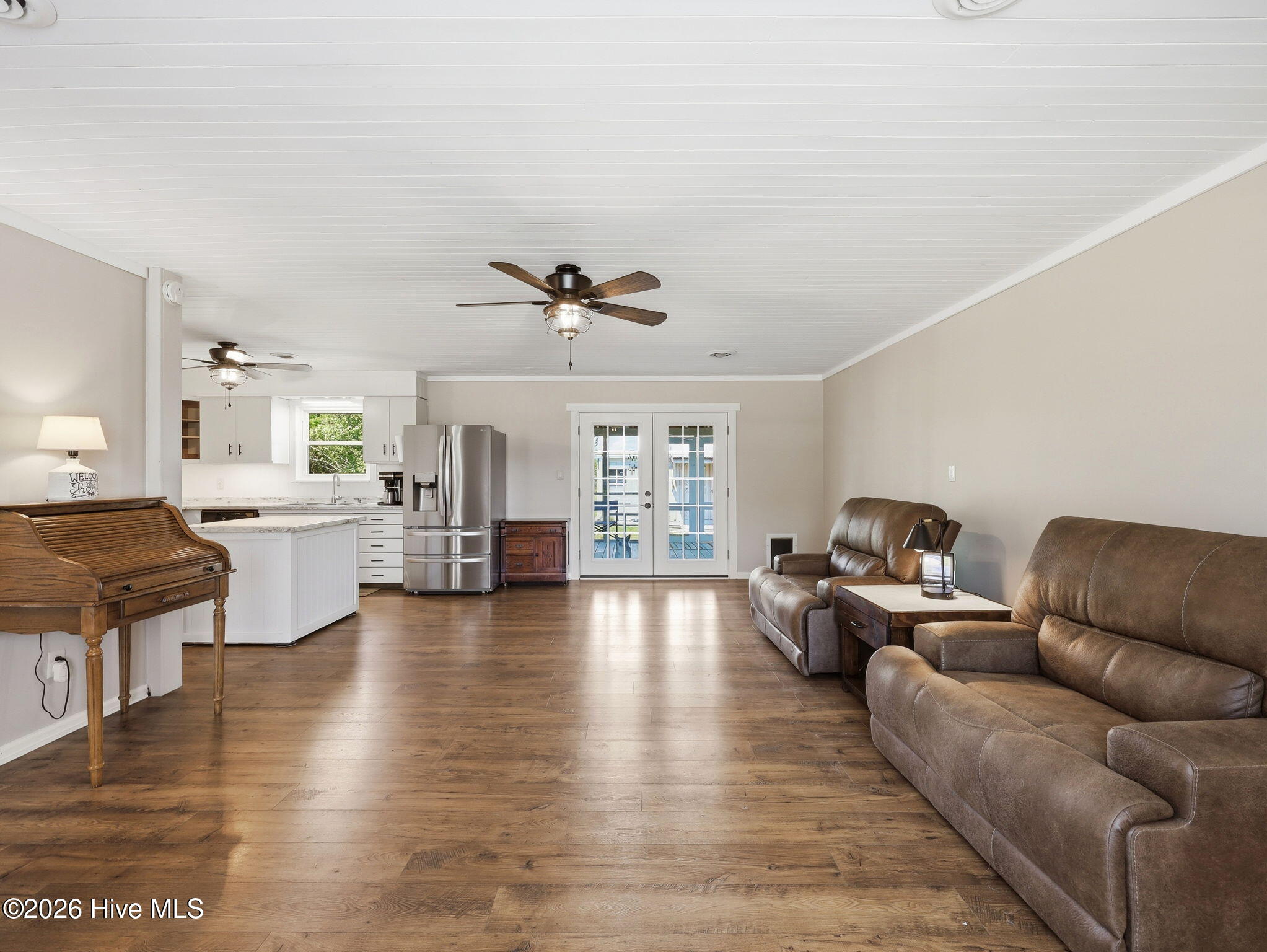 534 Waters Road Jacksonville, NC 28546 - Photo 8 of 55 Living Room
