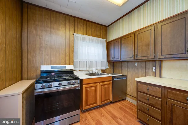 $319,900 | 1814 West Cedar Street, Allentown, PA 18104