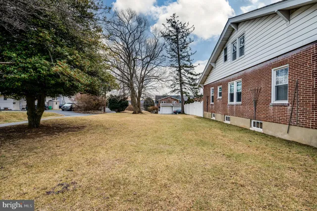 $319,900 | 1814 West Cedar Street, Allentown, PA 18104