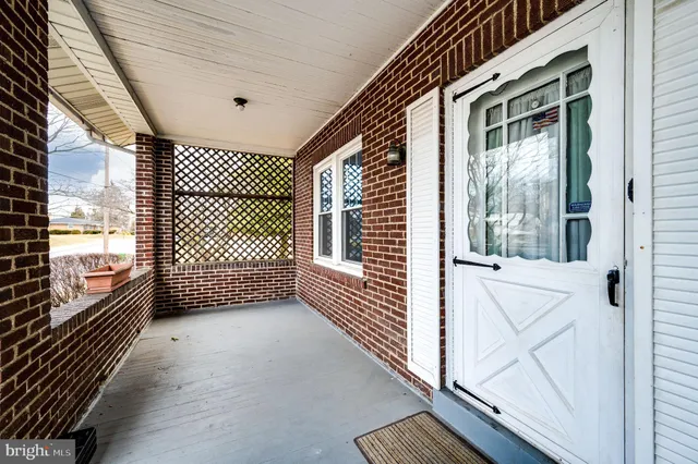 $319,900 | 1814 West Cedar Street, Allentown, PA 18104