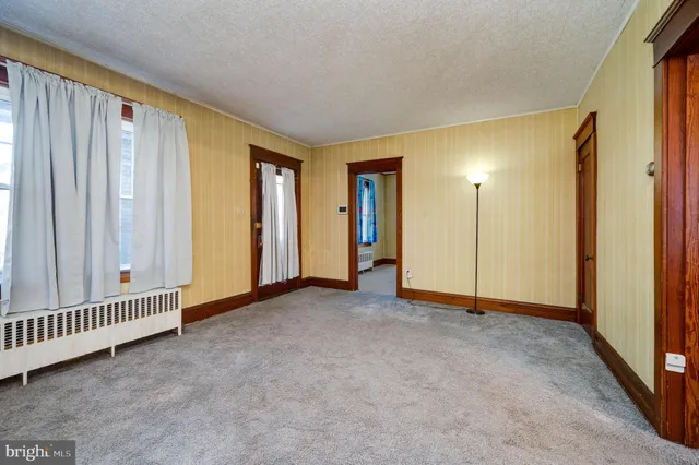 $319,900 | 1814 West Cedar Street, Allentown, PA 18104