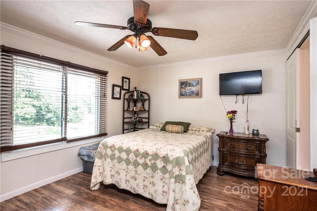 8338 Winkler Road Connelly Springs, NC 28612 - Photo 15 of 30 Gallery Image 15