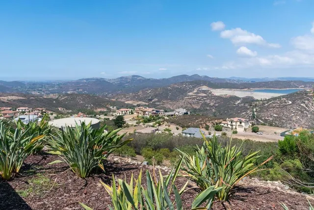a view of a tennis court