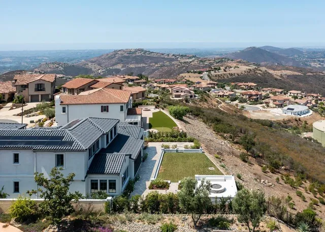 $15,000 | 8736 Avenida Mirador, Rancho Santa Fe, CA 92067