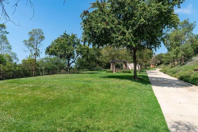 $15,000 | 8736 Avenida Mirador, Rancho Santa Fe, CA 92067