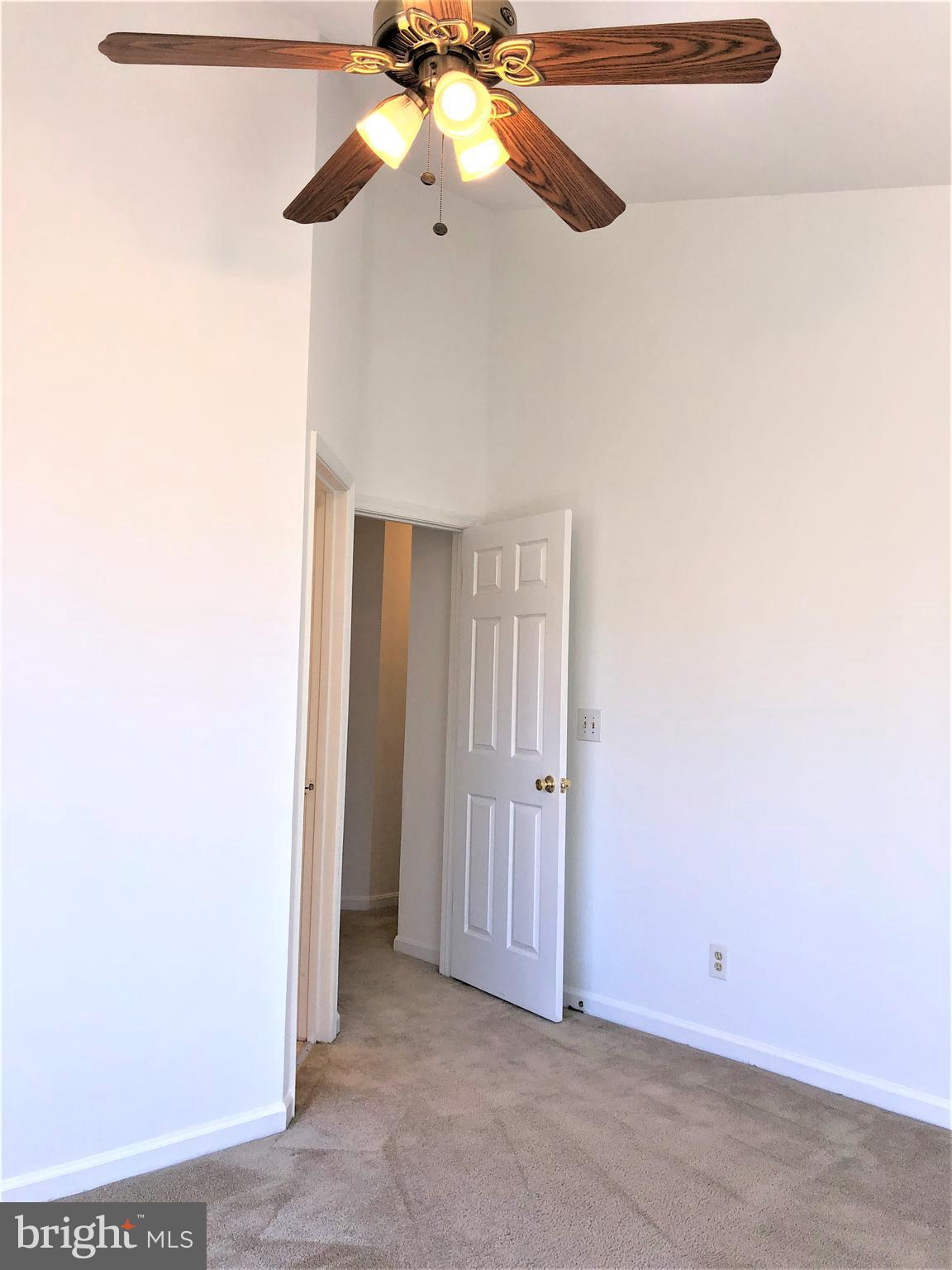 15673 Viewpoint Circle Dumfries, VA 22025 - Photo 24 of 58 Primary Bedroom