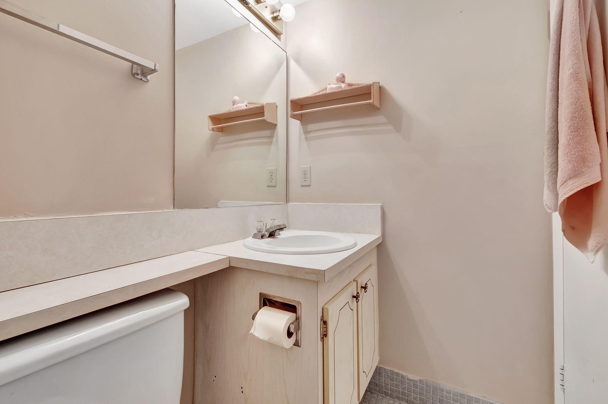 268 Dorset G Boca Raton, FL 33434 - Photo 11 of 55 22-web-or-mls-DSC_9021