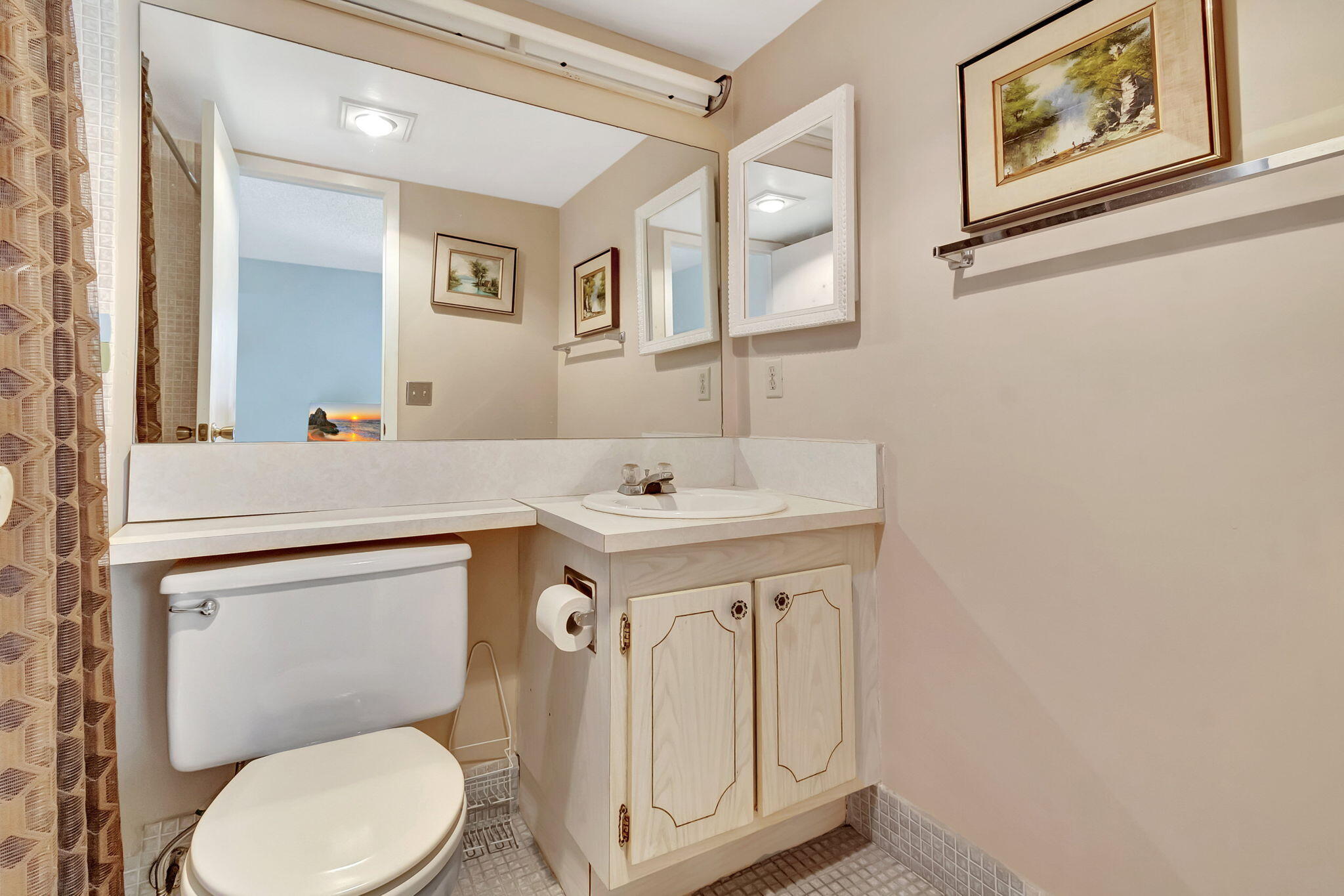 268 Dorset G Boca Raton, FL 33434 - Photo 14 of 55 27-web-or-mls-DSC_9066