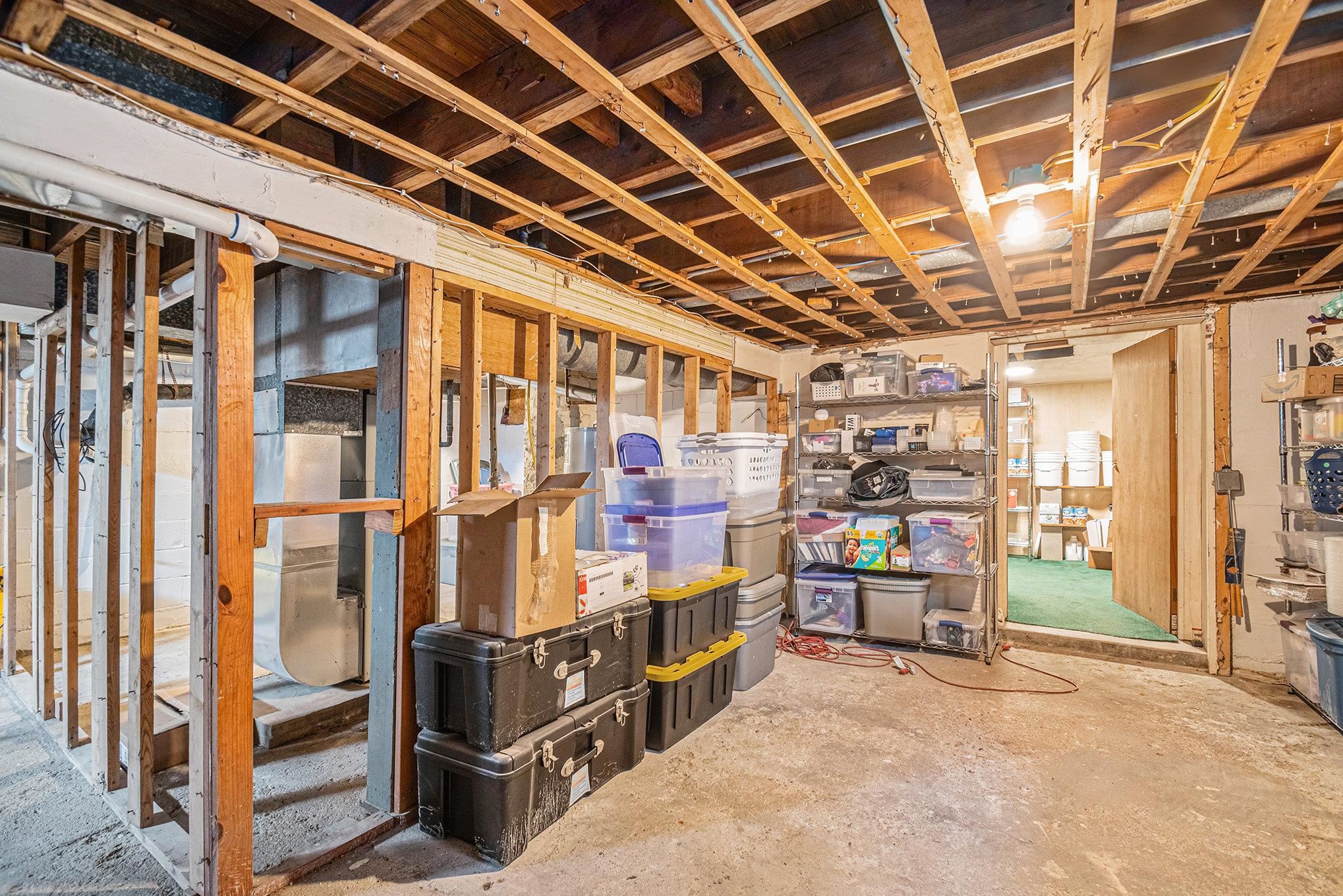 904 Georgia Road Goshen, IN 46528 - Photo 21 of 25 Gallery Image 21