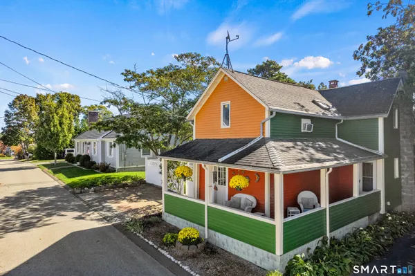 $2,400 | 14 High Street, East Lyme, CT 06357