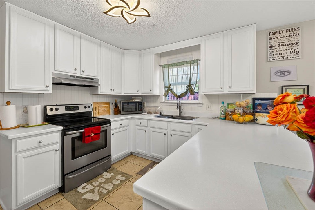 149 Bridgewater Circle Brunswick, GA 31525 - Photo 14 of 20