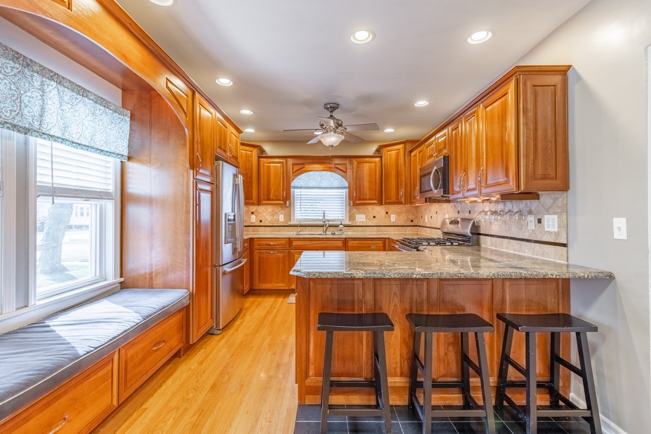 530 South Mathis Avenue Morton, IL 61550 - Photo 3 of 37 Gallery Image 3