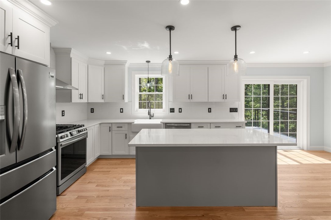 300 Tower Hill Road Cumberland, RI 02864 - Photo 16 of 43