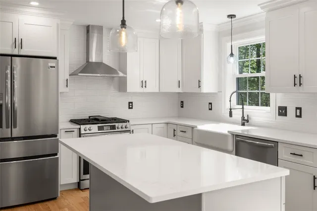 $849,000 | 300 Tower Hill Road, Cumberland, RI 02864