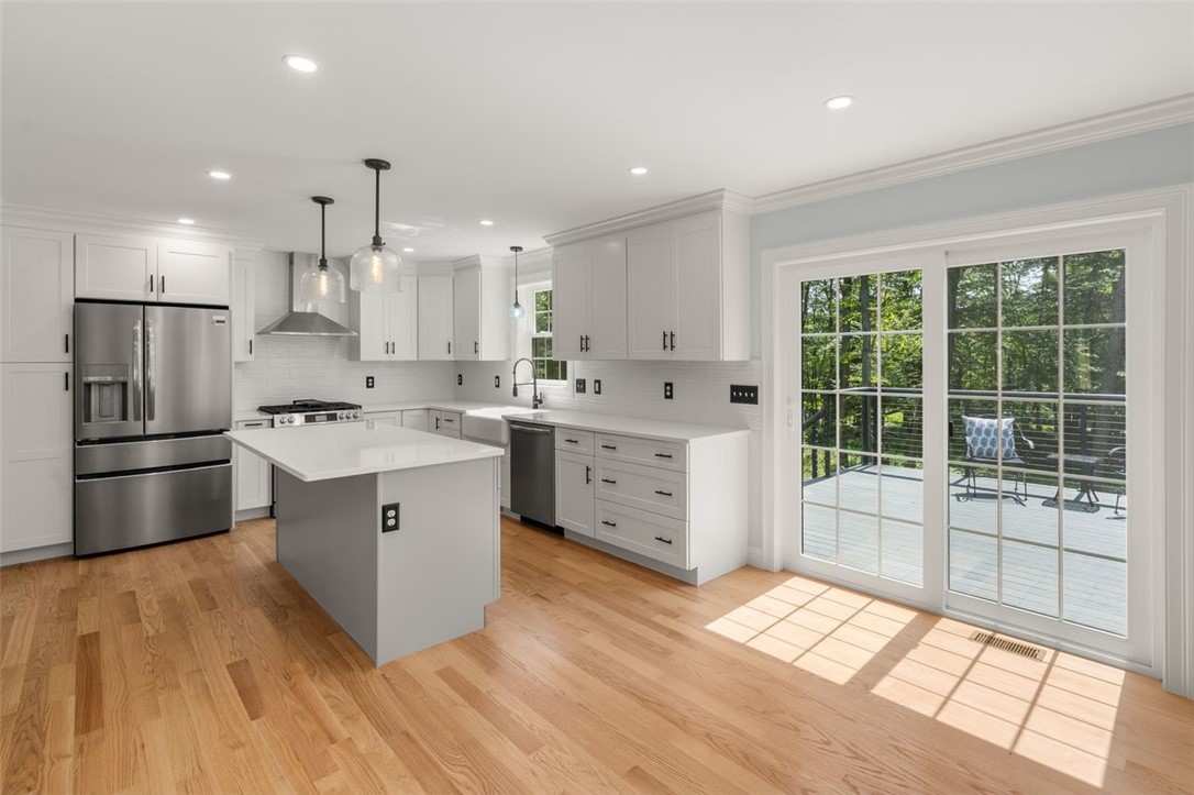 300 Tower Hill Road Cumberland, RI 02864 - Photo 19 of 43