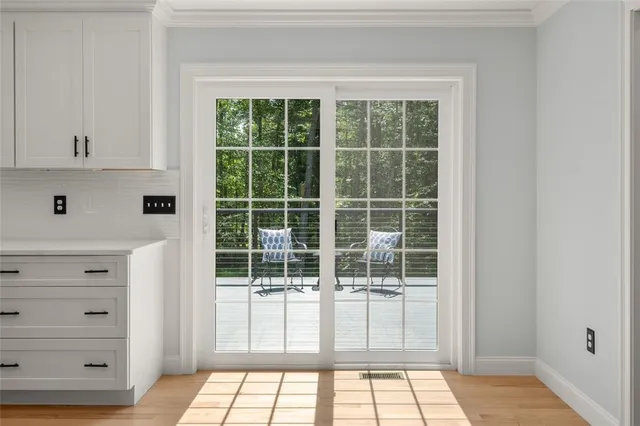 $849,000 | 300 Tower Hill Road, Cumberland, RI 02864