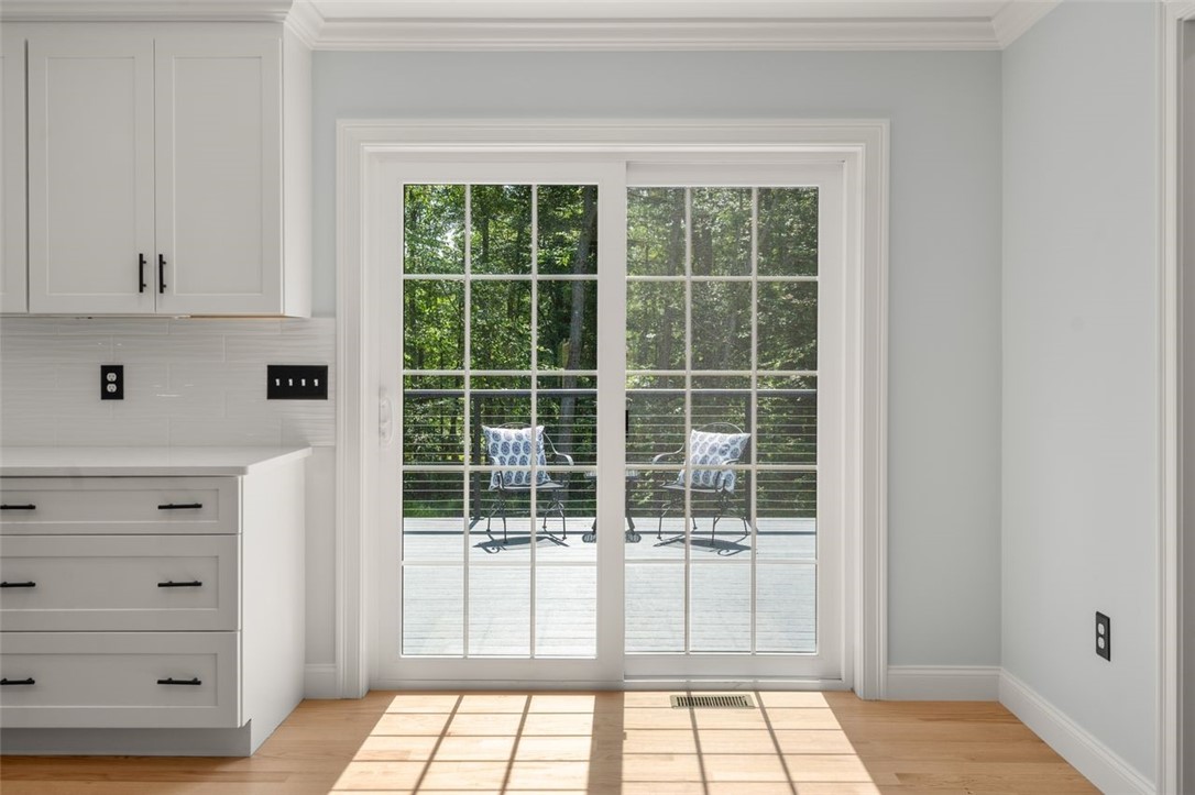 300 Tower Hill Road Cumberland, RI 02864 - Photo 20 of 43