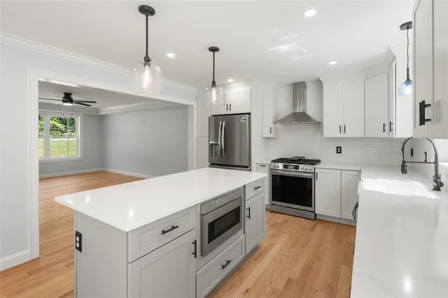 $889,000 | 300 Tower Hill Road, Cumberland, RI 02864